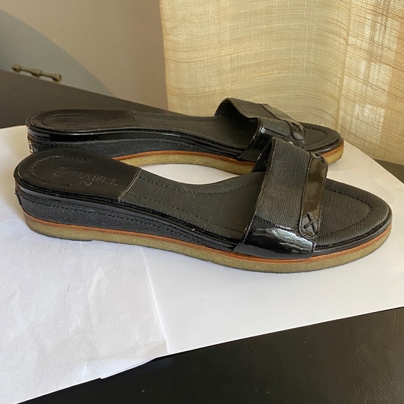 Chanel black canvas leather sandals mules heels slides 37-6.5 slip on in flats - Picture 6 of 10